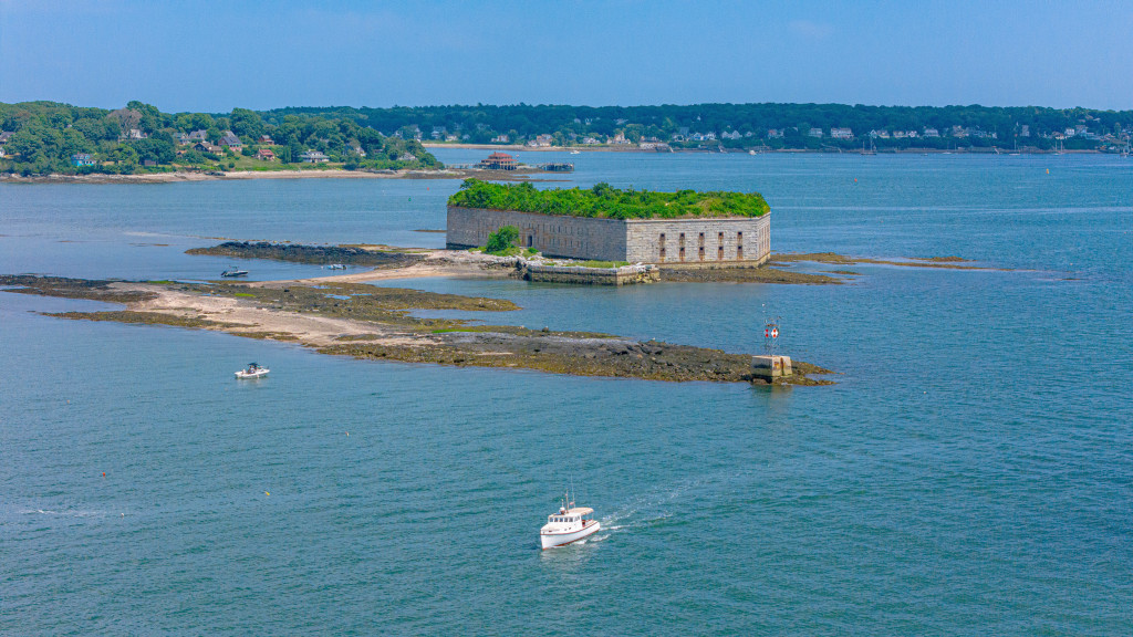 Boat by Fort Gorges. Photo Credit: Peter G. Morneau