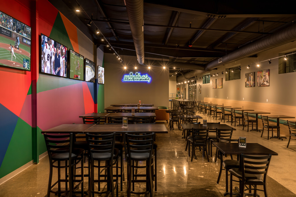 Restaurant. Photo Credit: Peter G. Morneau