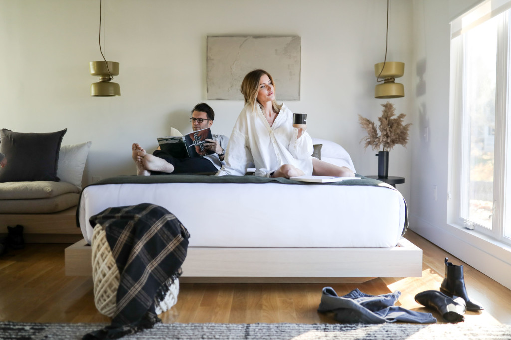 Couple in Guestroom. Photo Credit: Maiike Bernstrom