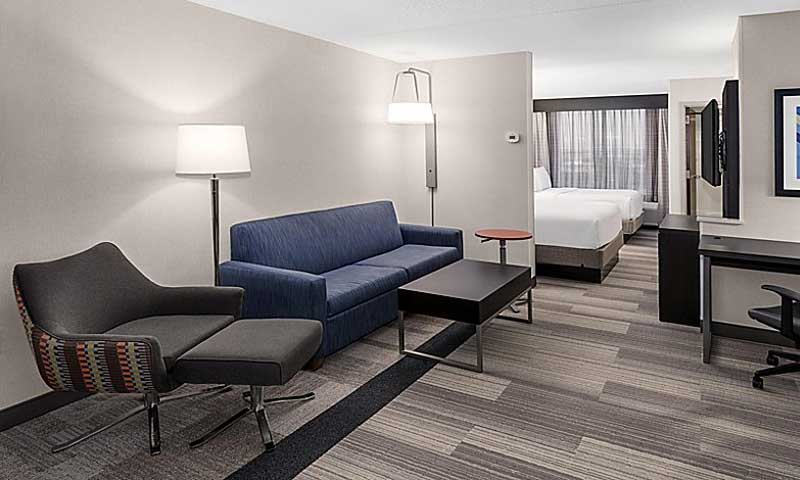 Guest Room. Photo Credit: Holiday Inn Express & Suites South Portland