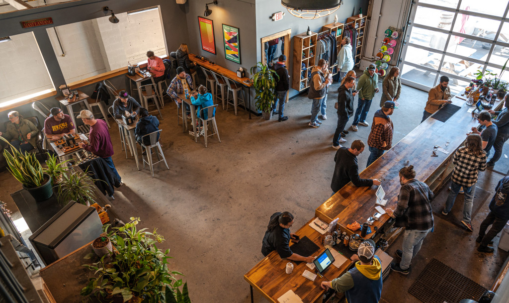 Tasting Room. Photo Credit: Mast Landing Brewing Company