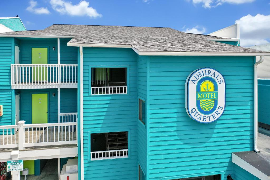 Admiral's Quarters – photo 3