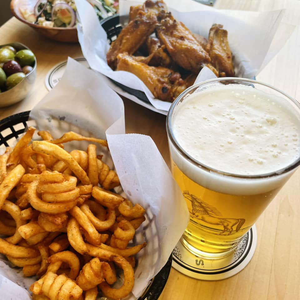 Ponysaurus Pizzeria and Beer Garden – photo 6