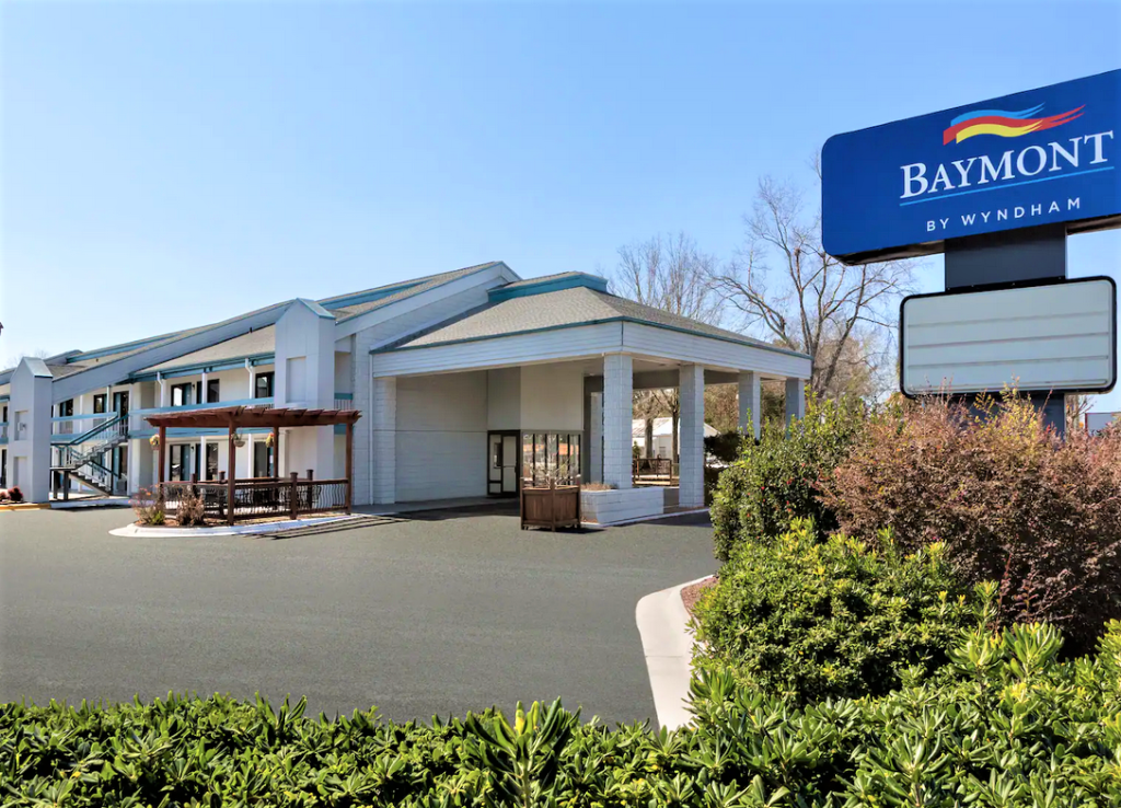 Baymont by Wyndham – photo 1
