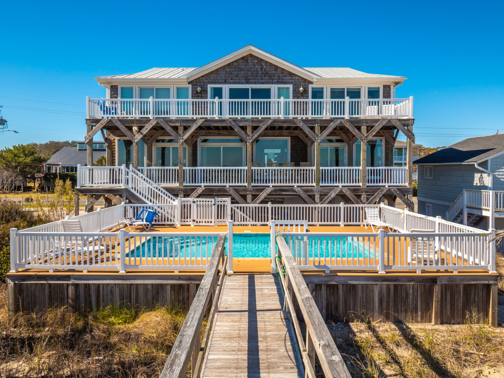Carolina Retreats – photo 1