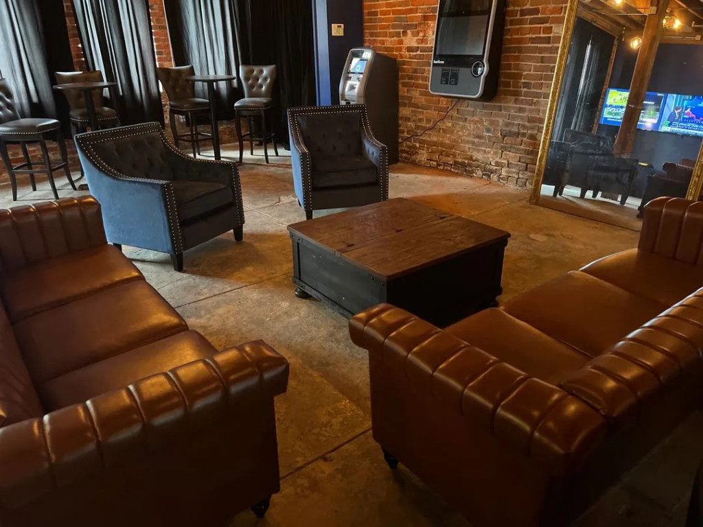 C-Suite Lounge