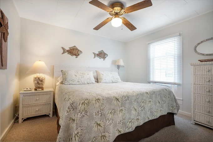 Carolina Temple Island Inn – photo 2