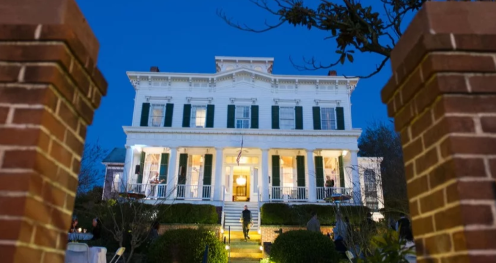 Inn at City Club – photo 2