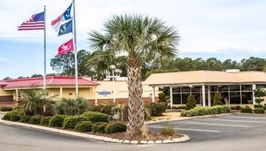 Rodeway Inn & Suites – photo 1