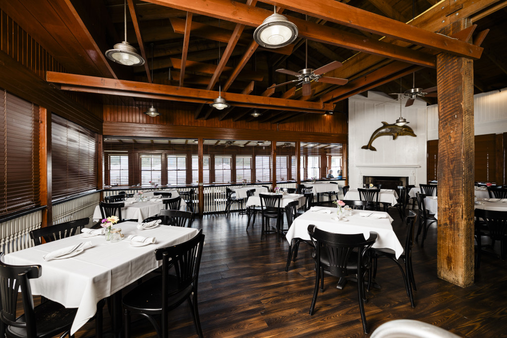 Elijah's Oyster & Fish Camp – photo 4