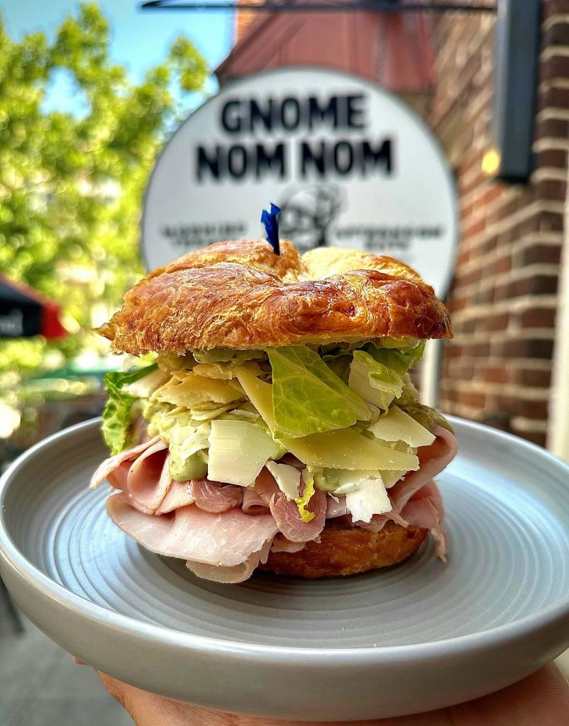 Gnome Nom Nom Deli – photo 1