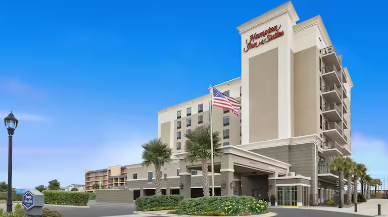 Hampton Inn & Suites Carolina Beach Oceanfront – photo 1