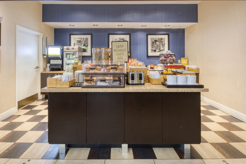 Hampton Inn & Suites Wilmington/Wrightsville Beach – photo 4