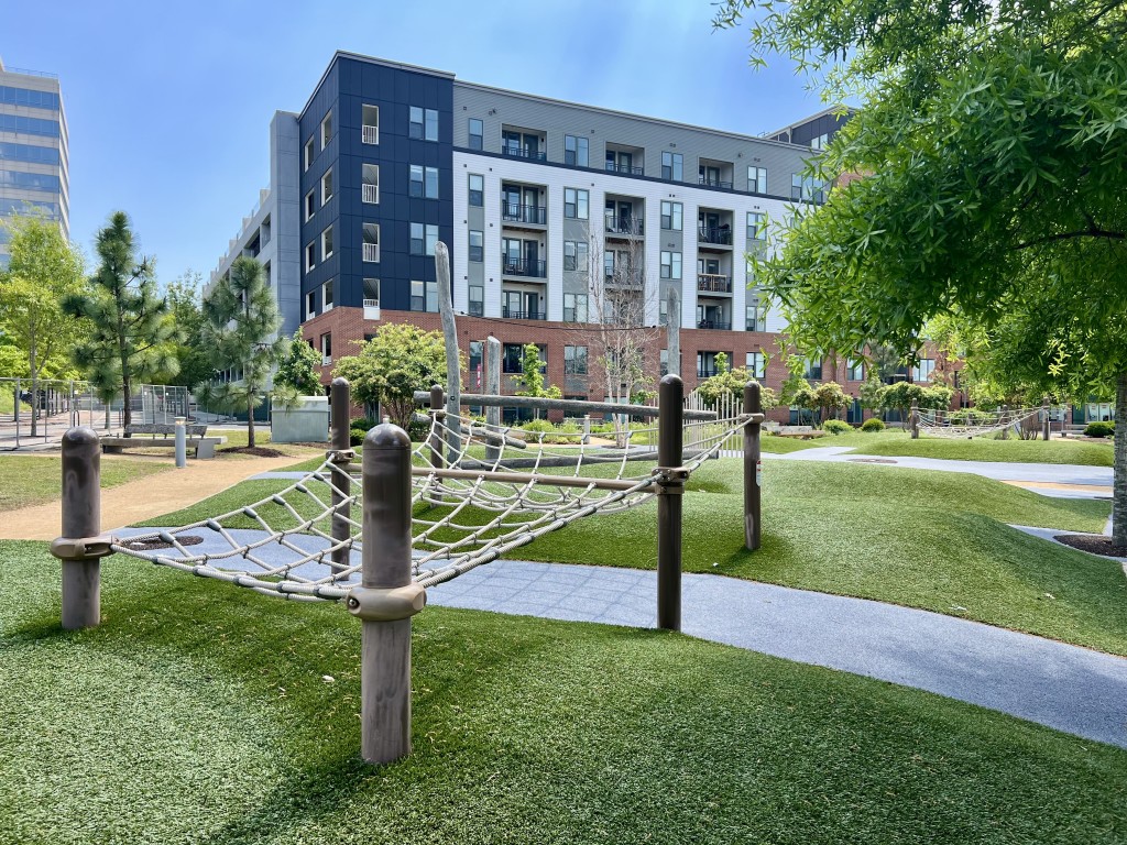 Riverfront Park – photo 1
