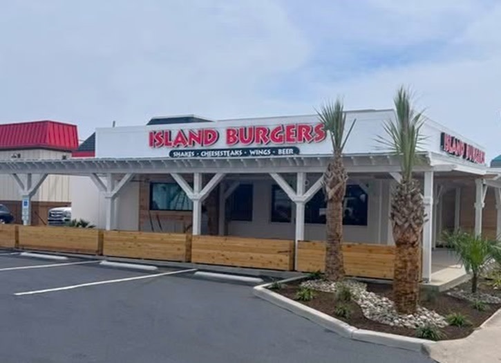 Island Burgers & Bites – photo 6
