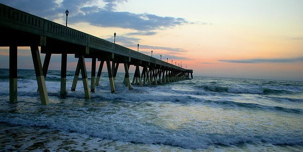 Johnnie Mercers Fishing Pier – photo 1