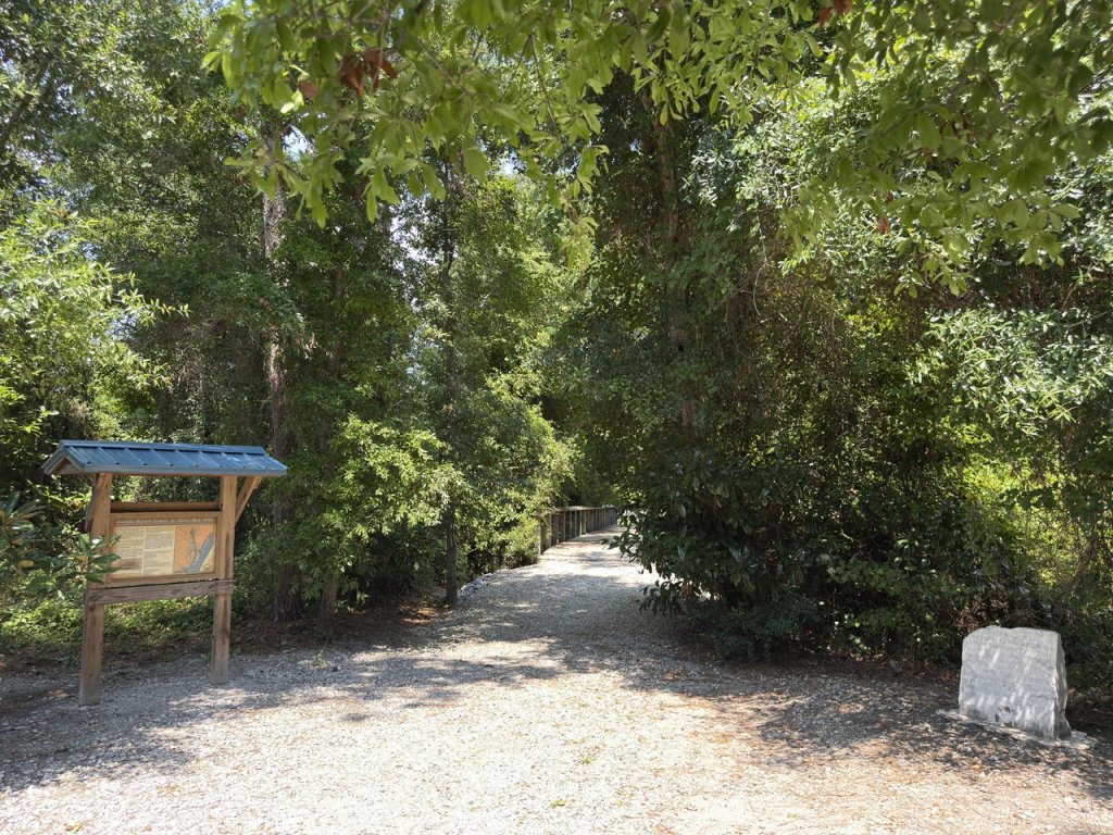 Joseph Ryder Lewis Jr. Civil War Park – photo 1
