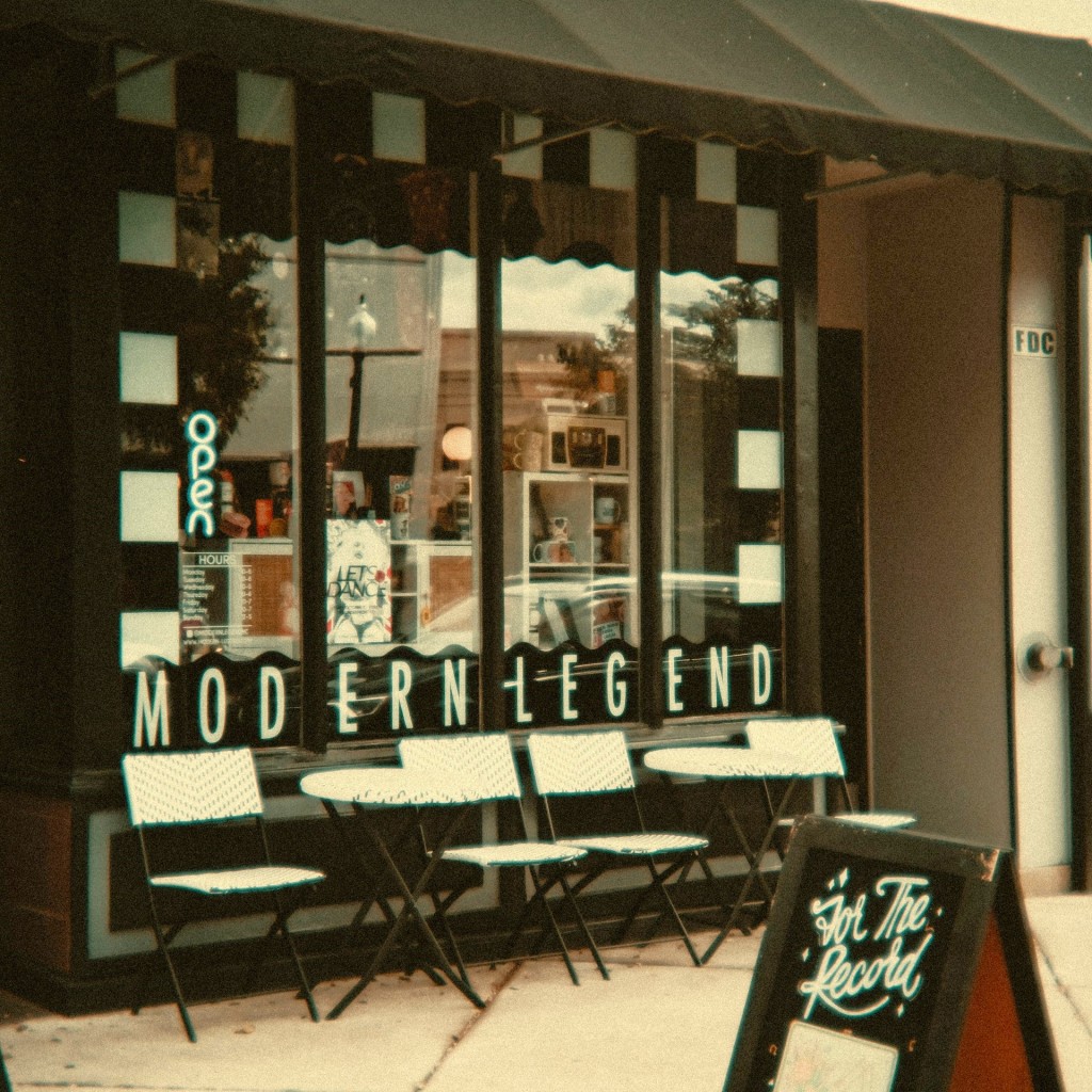 Modern Legend – photo 4