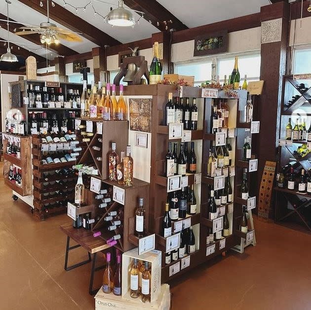 Neapolitan Wine and Beer Oasis – photo 4