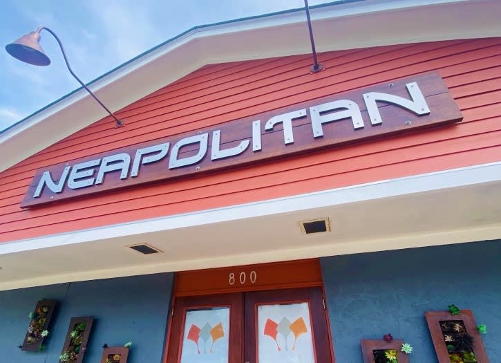 Neapolitan Wine and Beer Oasis – photo 6