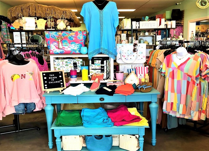 Salty Chic Boutique – photo 1