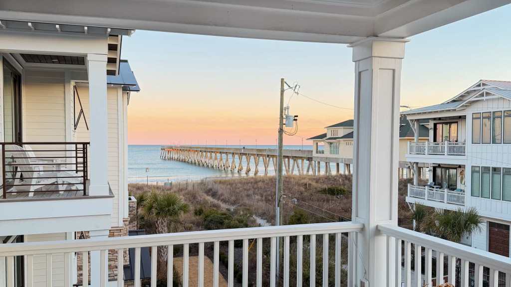 Mira-Mar Vacation Rentals – photo 2