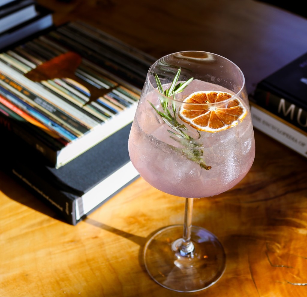Tempo .33 Piano Bar and Lounge – photo 3