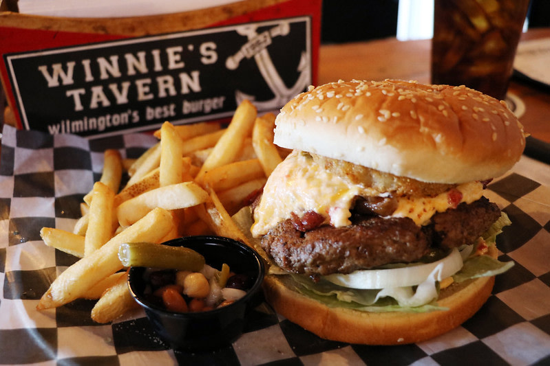 Winnie's Tavern – photo 1