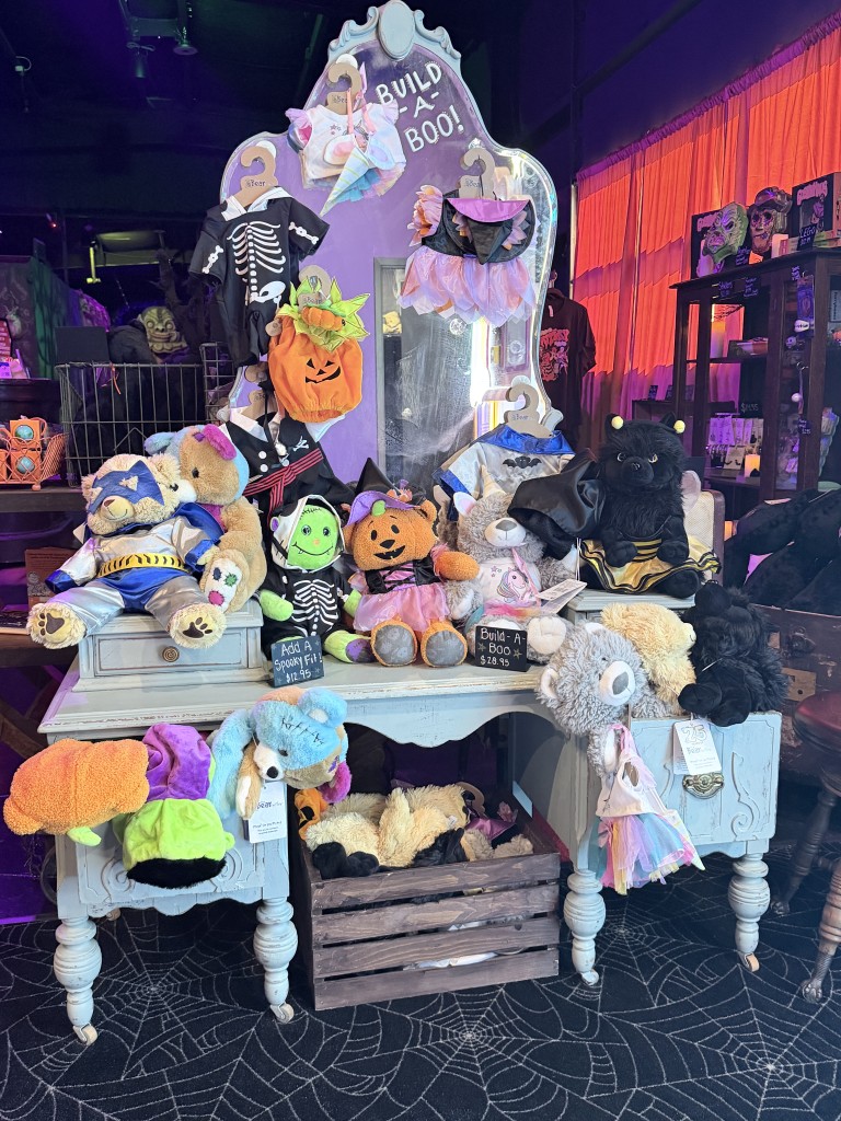 13th Hole Halloween Mini Golf Course – photo 6
