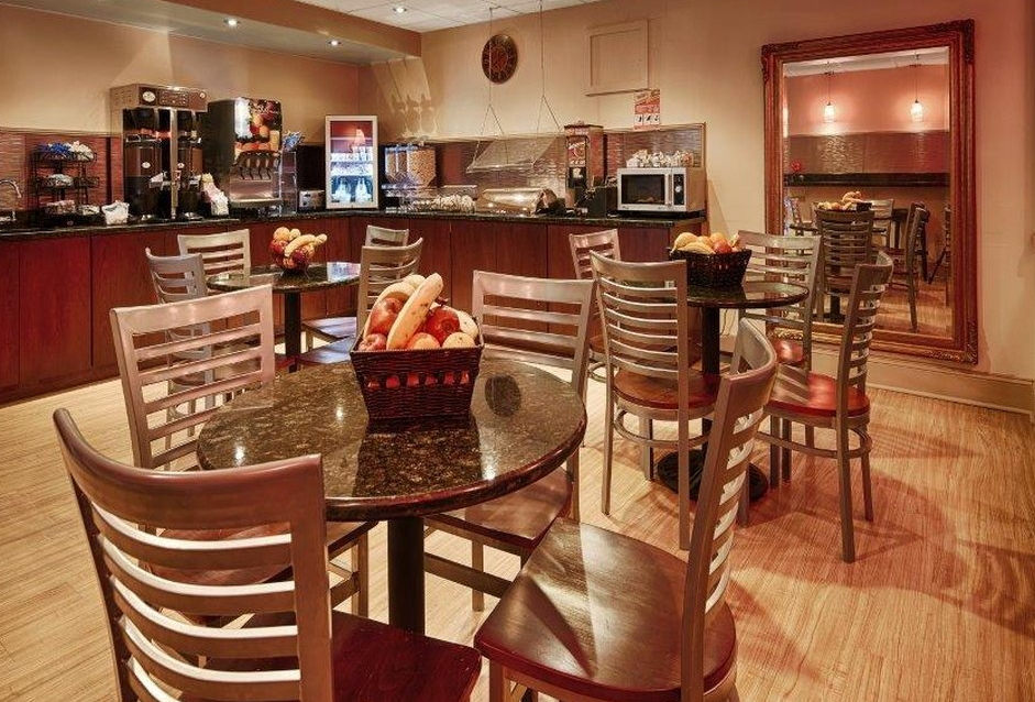 Best Western Plus Coastline Inn – photo 3