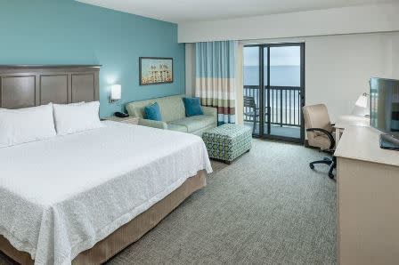 Hampton Inn & Suites Carolina Beach Oceanfront – photo 2