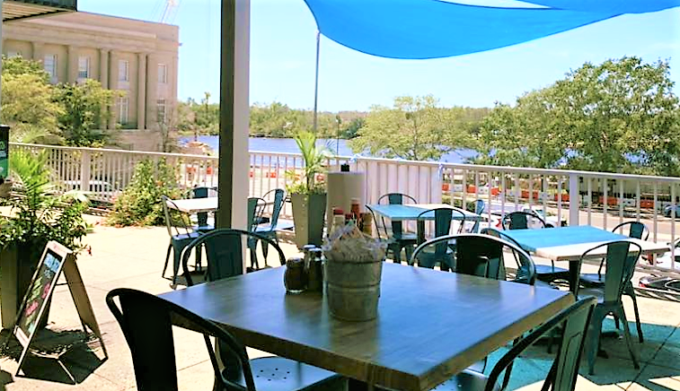 Shuckin' Shack Oyster Bar – photo 2