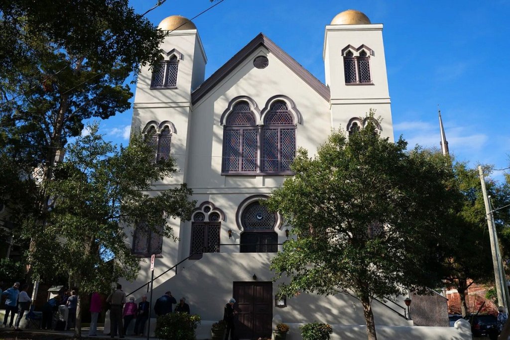 Triangle Walking Tours – photo 1