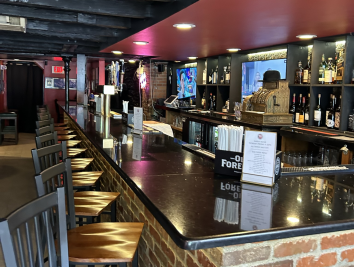 Albany War Room Tavern