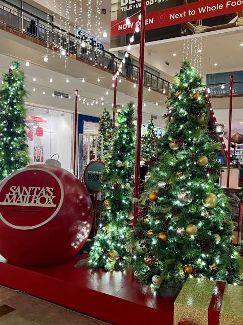 Colonie Center Santa's Workshop