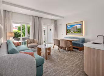 Naples Grande Beach Resort Unveils Property-Wide Revitalization Design