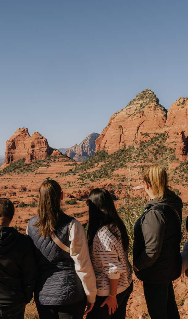 L'Auberge de Sedona Stuns with Red Rock Views for Weddings