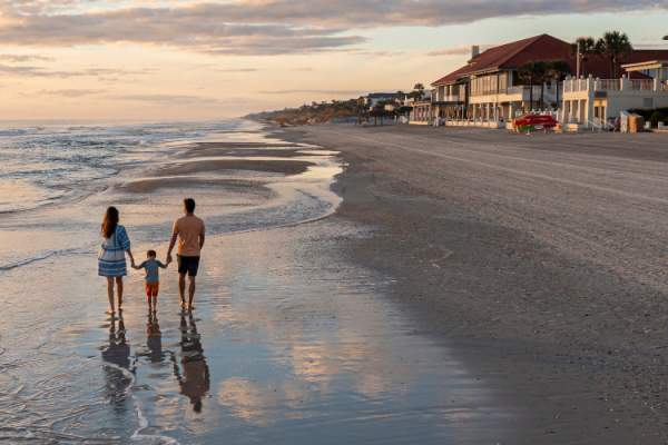 These Florida Hotels Are a Day at the Beach