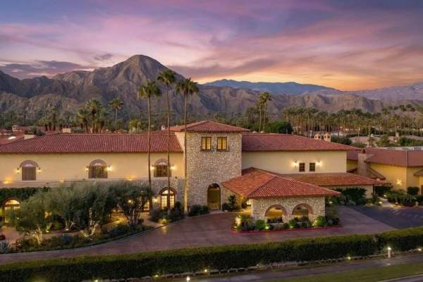 A Modern Retreat with Newly Luxurious Guestrooms