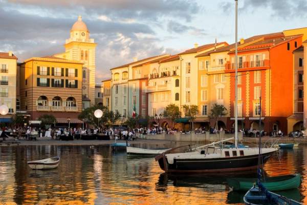 5 Hotels That Are Destinations Within Destinations