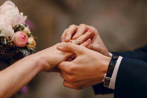 Destination Weddings by ALHI Partners with Carats & Cake
