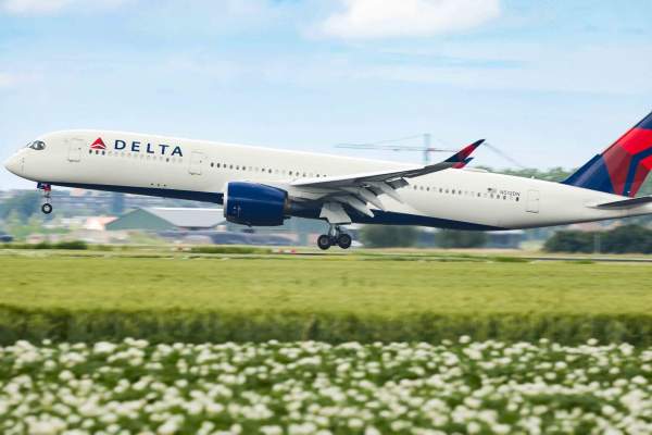 Delta Commits to Being the First Carbon Neutral Airline Globally