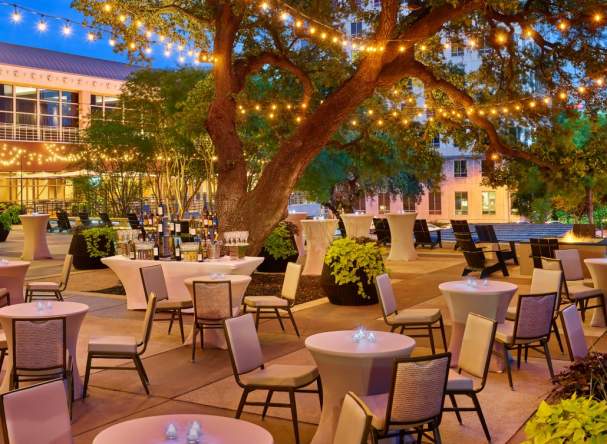 Downright Austin: Luxury on Sale