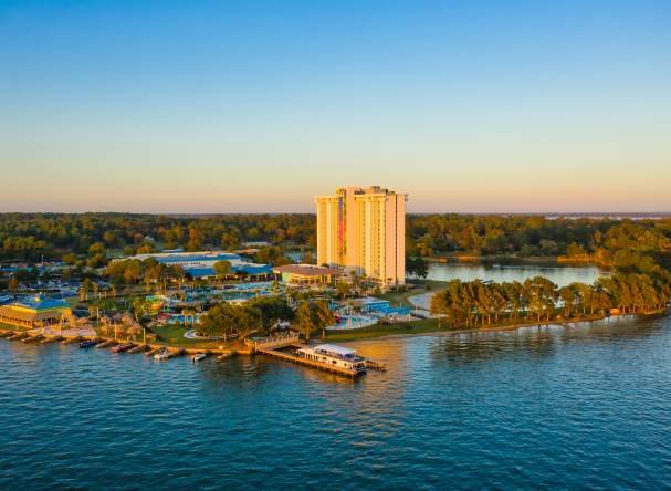 Margaritaville Lake Resort Lake Conroe: Luxury on Sale