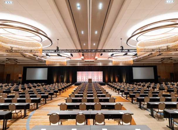 Omni Louisville Hotel: Luxury on Sale