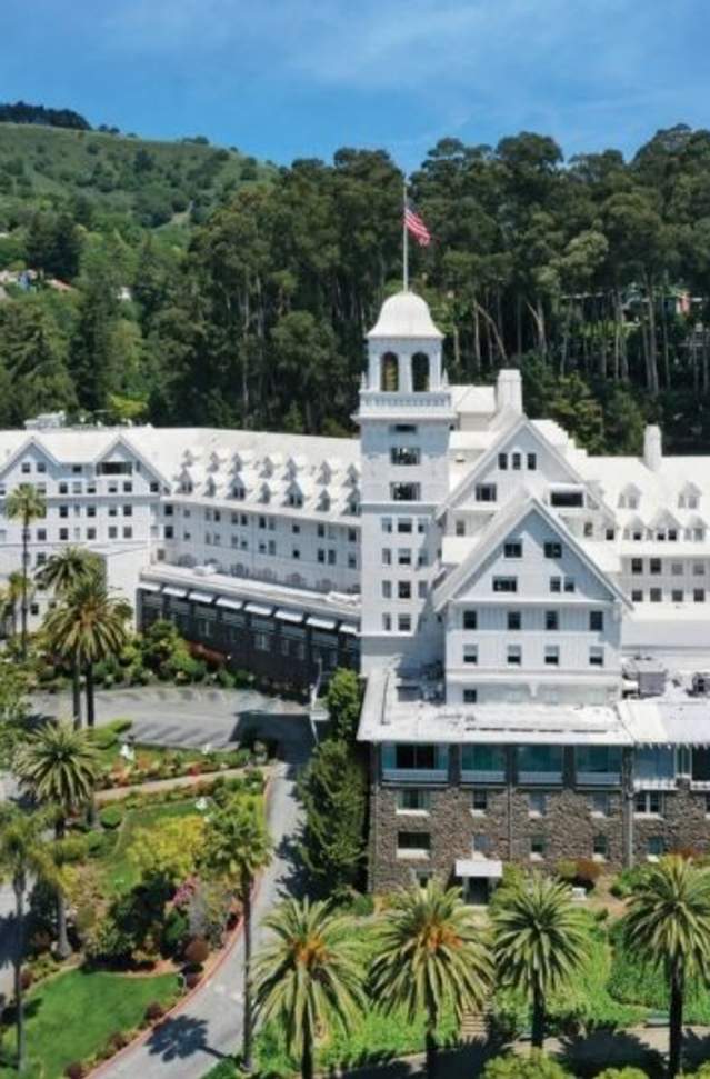 Claremont Resort & Club