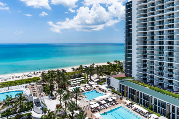 Eden Roc Miami Beach - Luxury on Sale