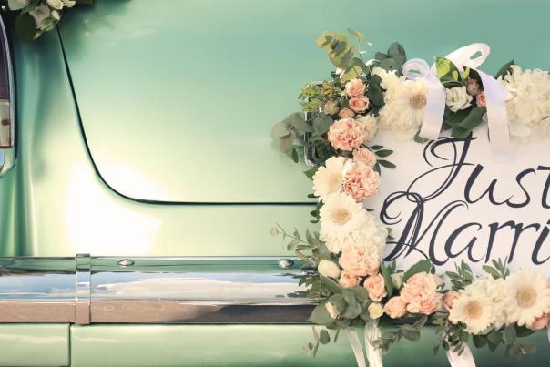 Flowers: The Language of Love and Legend