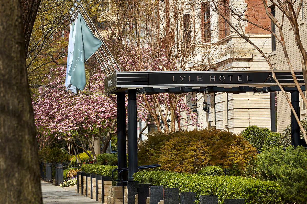 Lyle Hotel