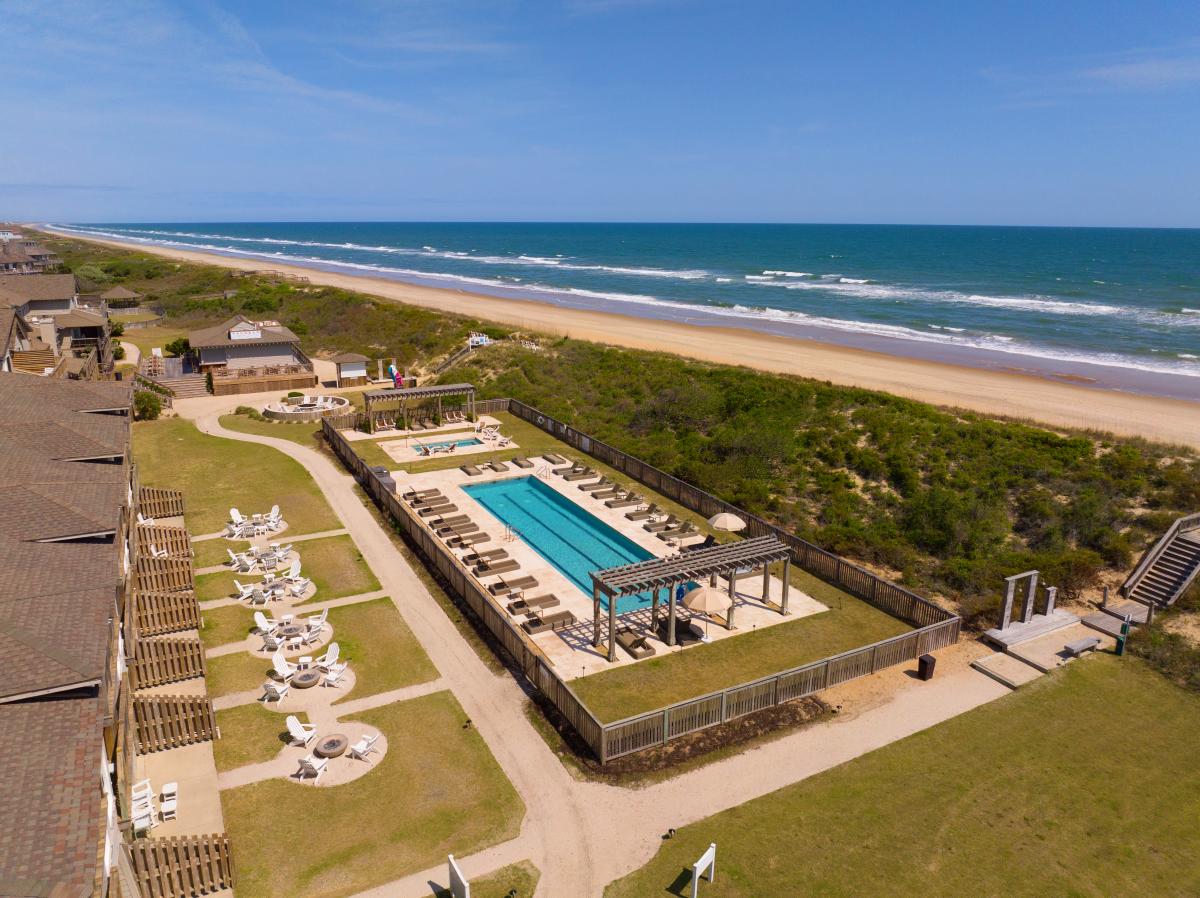 Sanderling Pool
